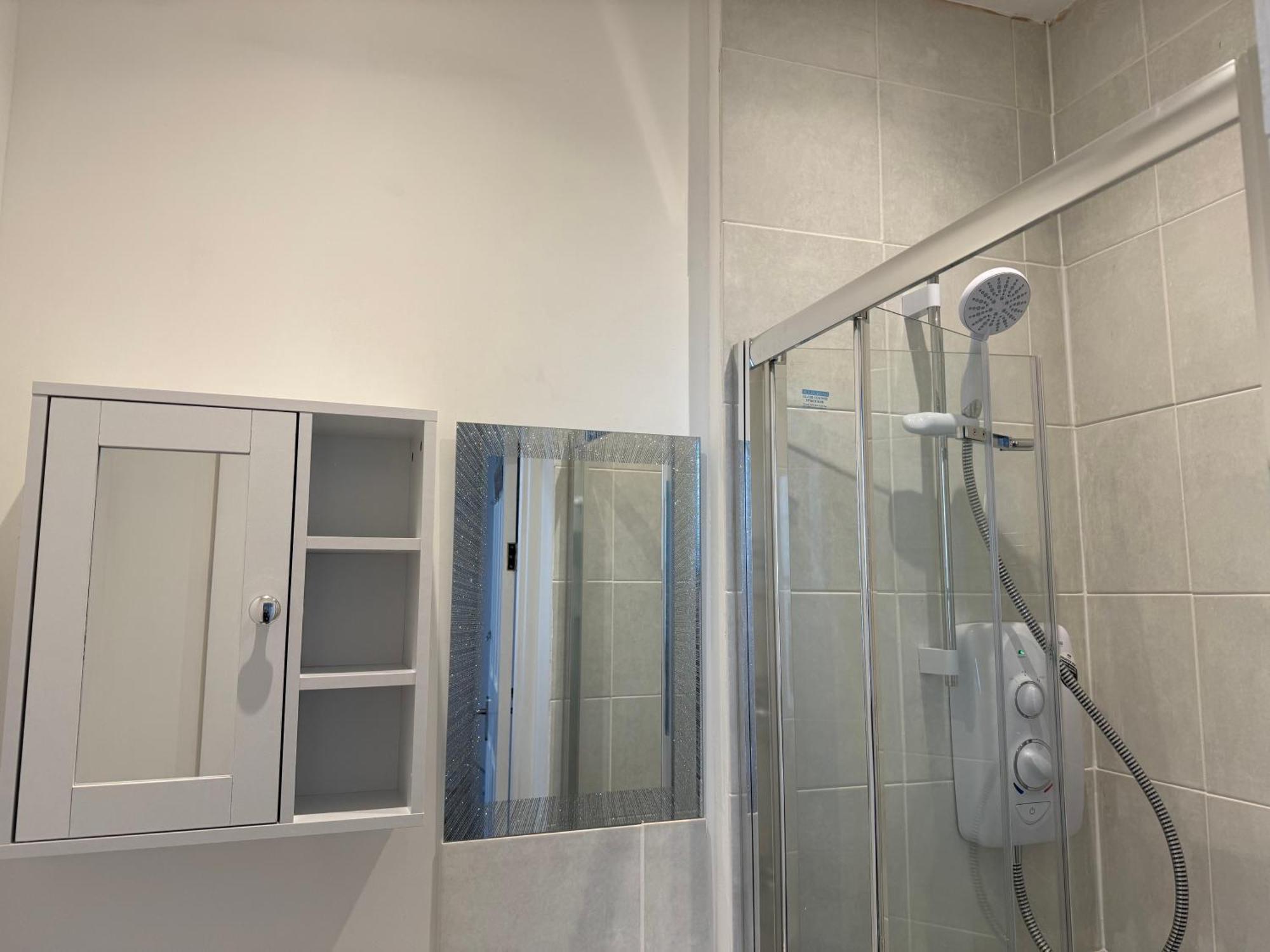 Comfortable Home Away From Home, Town Centre, Free Parking,Multiple Rooms Челтенхам Экстерьер фото